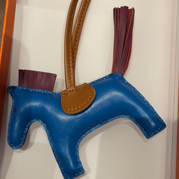 Rodeo - Picture 2 of 2